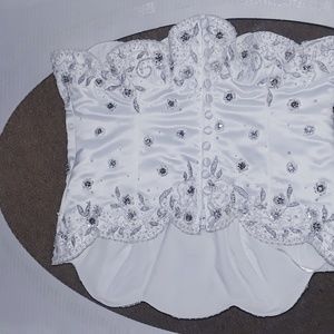 New/Never Worn/Never Altered Wedding Dress